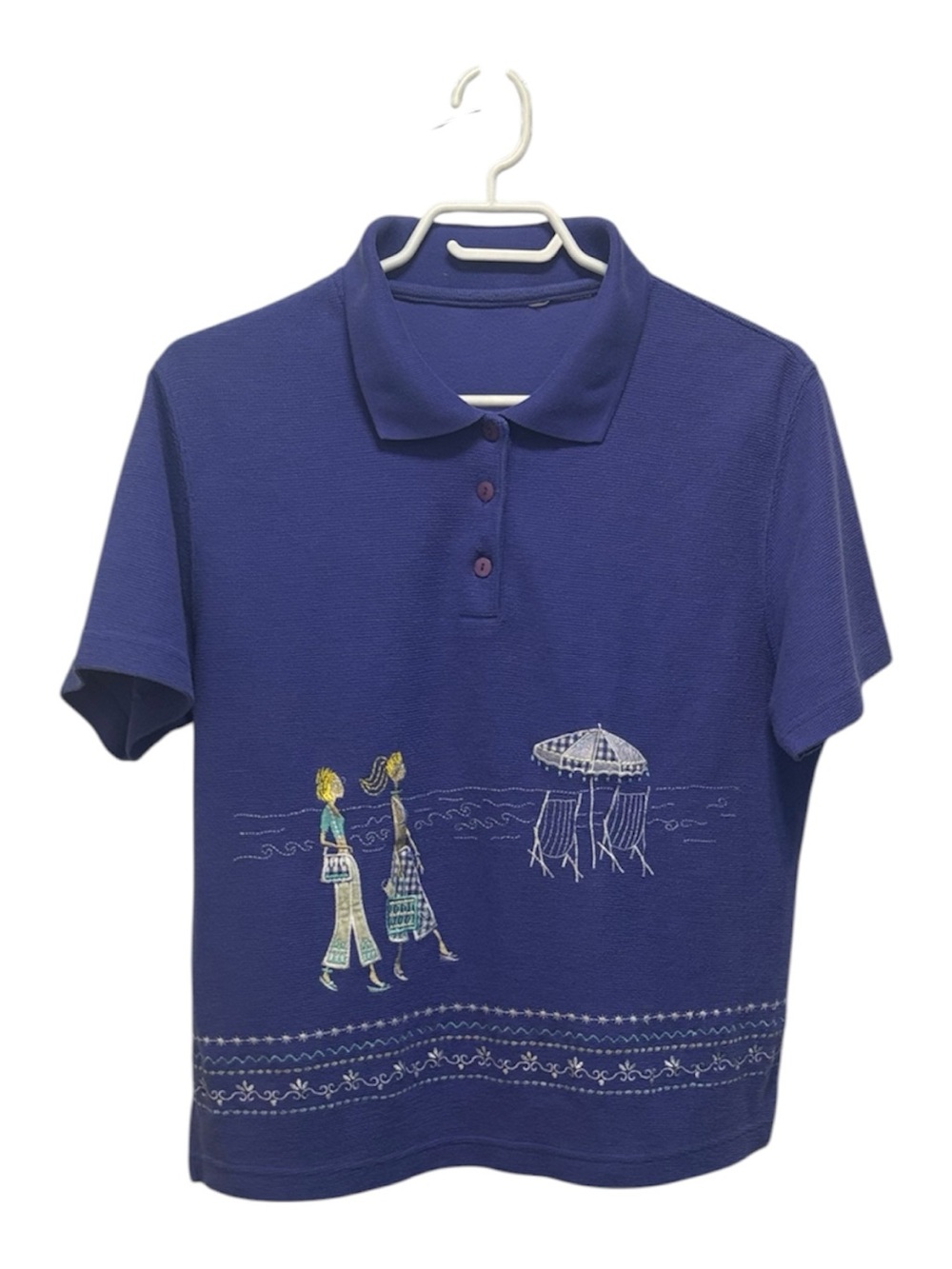Vintage Women’s Purple Polo Top with Beach Scene Embroidery Size